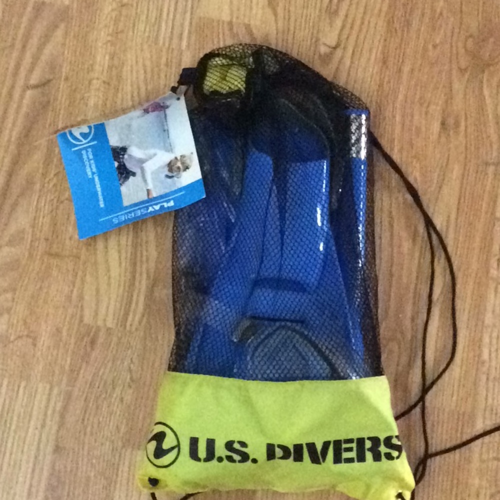 Kids US Divers Fins Snorkel and Mask